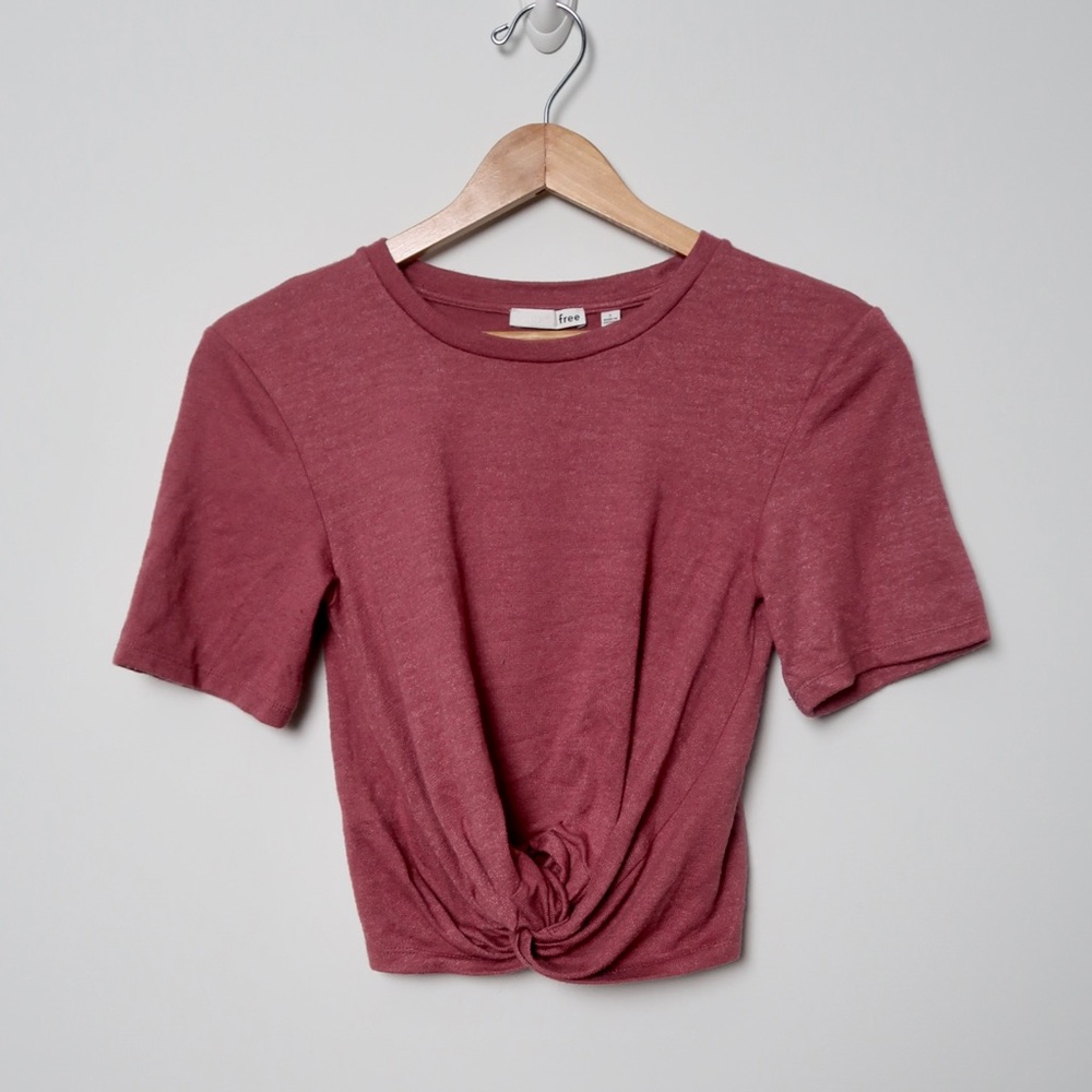 Aritzia Wilfred Free pink Cropped T-Shirt (sm)
